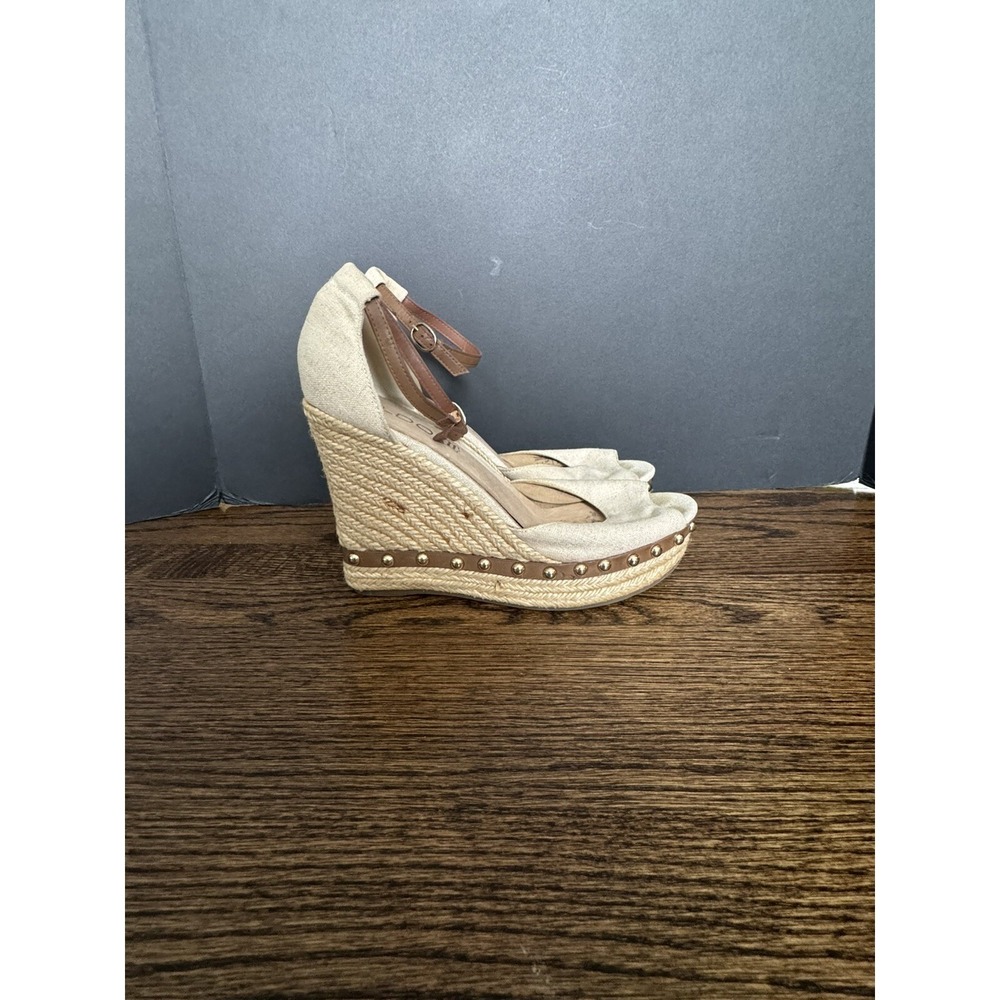 ALDO Sandals Wedge Shoes Beige Ankle Strap Studded‎ Peep Toe Sz US 10